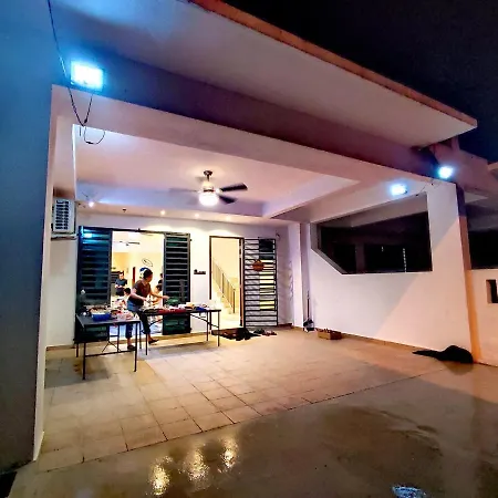 Viens303 Home Bentong Homestay Exterior photo